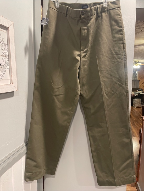 Izod Other - IZOD Men's Olive Green Straight Fit Pants NWT size 34/30